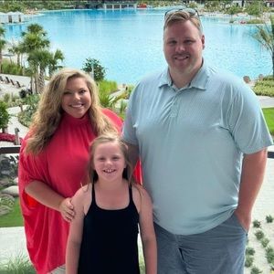 Meet your Posher, Abby